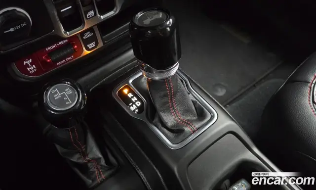 Jeep Wrangler 2023 2.0 автомат (гидро), миниатюра 9