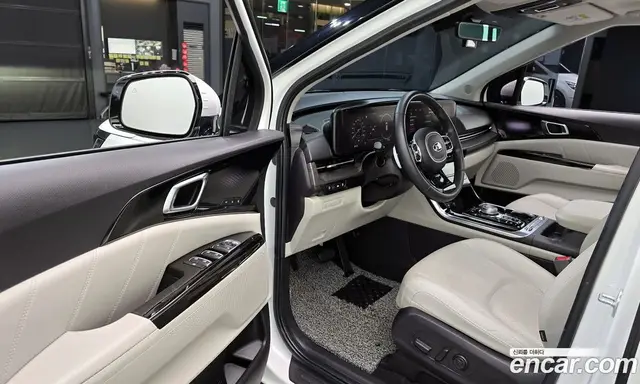 Kia Carnival 2021 2.2 автомат (гидро), миниатюра 11