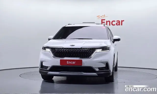 Kia Carnival 2021 2.2 автомат (гидро), миниатюра 3