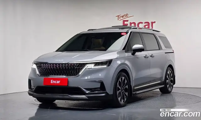 Kia Carnival, 2023, 31 138 км
