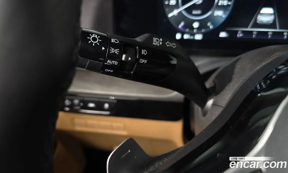 Kia Carnival 2023 3.5 автомат (гидро), фото 27