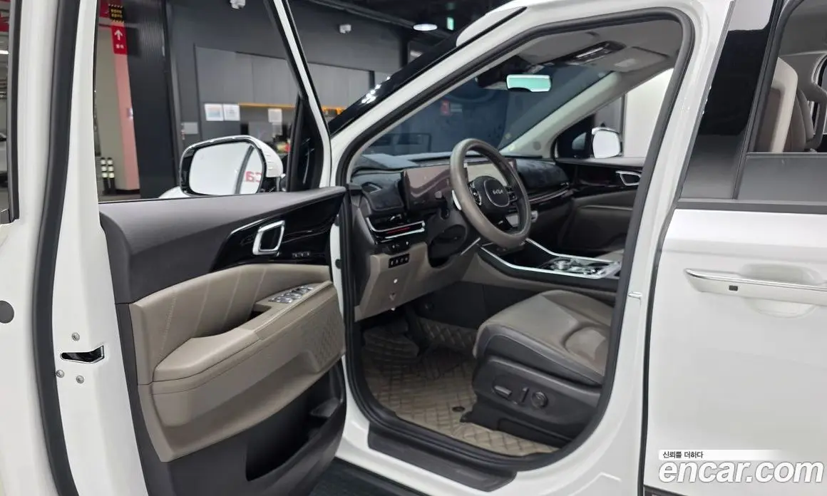 Kia Carnival 2024 2.2 автомат (гидро), фото 12