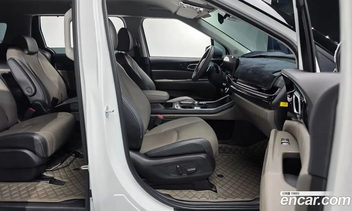 Kia Carnival 2024 2.2 автомат (гидро), фото 15