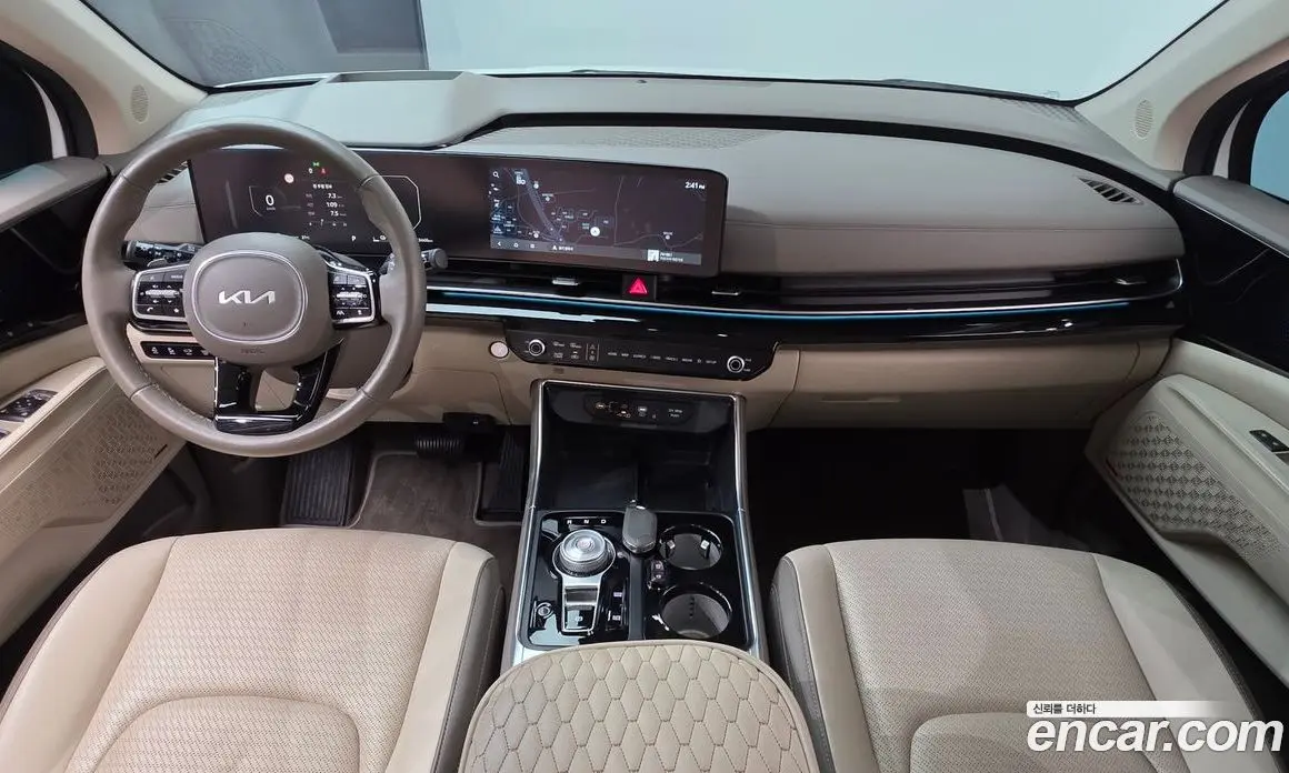 Kia Carnival 2024 1.6 автомат (гидро), фото 7