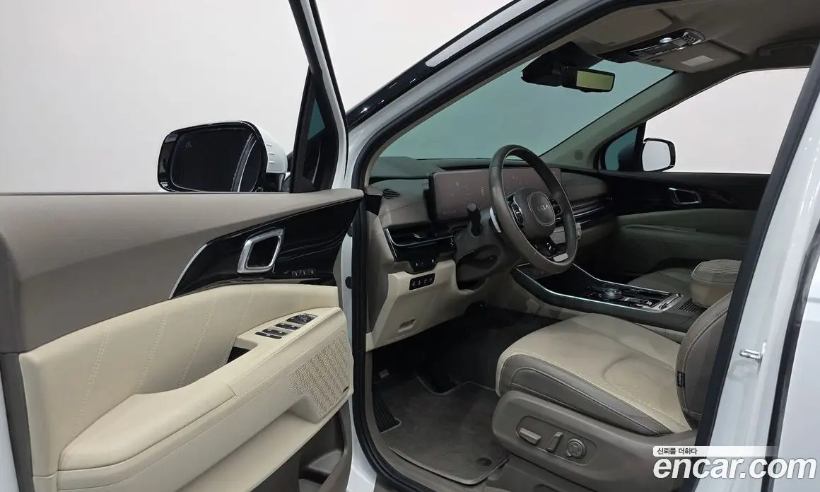 Kia Carnival 2024 1.6 автомат (гидро), фото 10