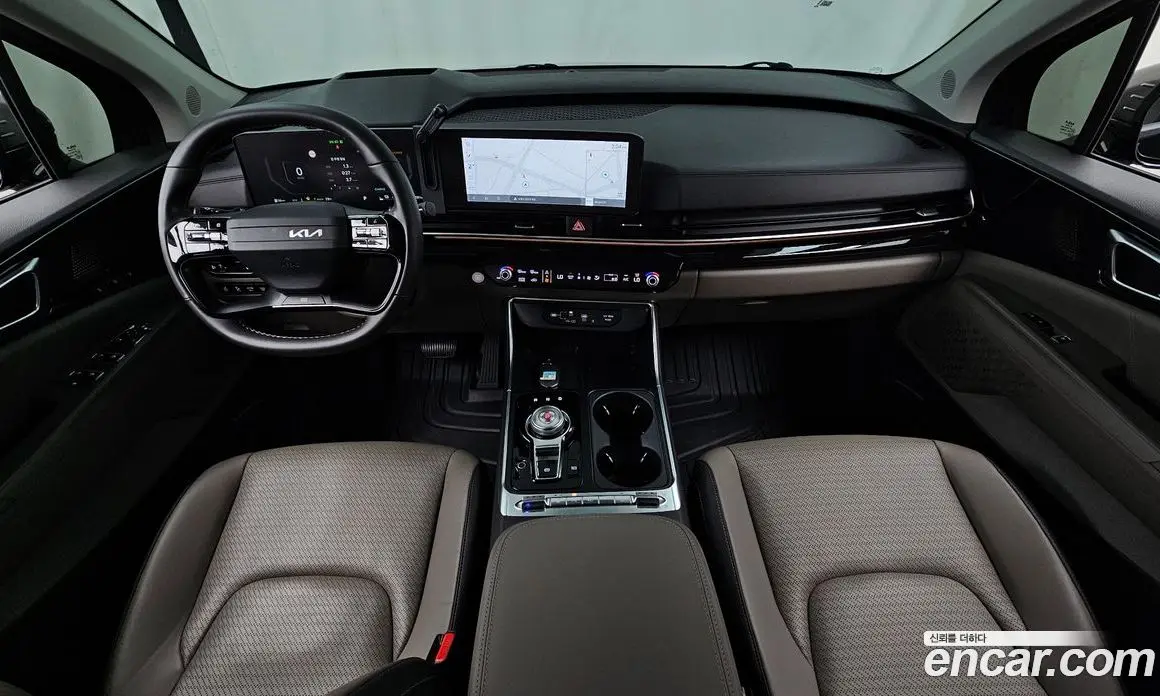 Kia Carnival 2024 1.6 автомат (гидро), фото 7