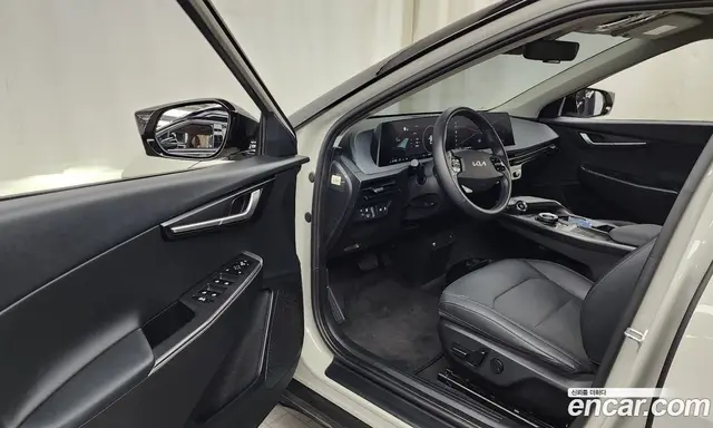 Kia EV6 2022 0.1 автомат (гидро), миниатюра 12