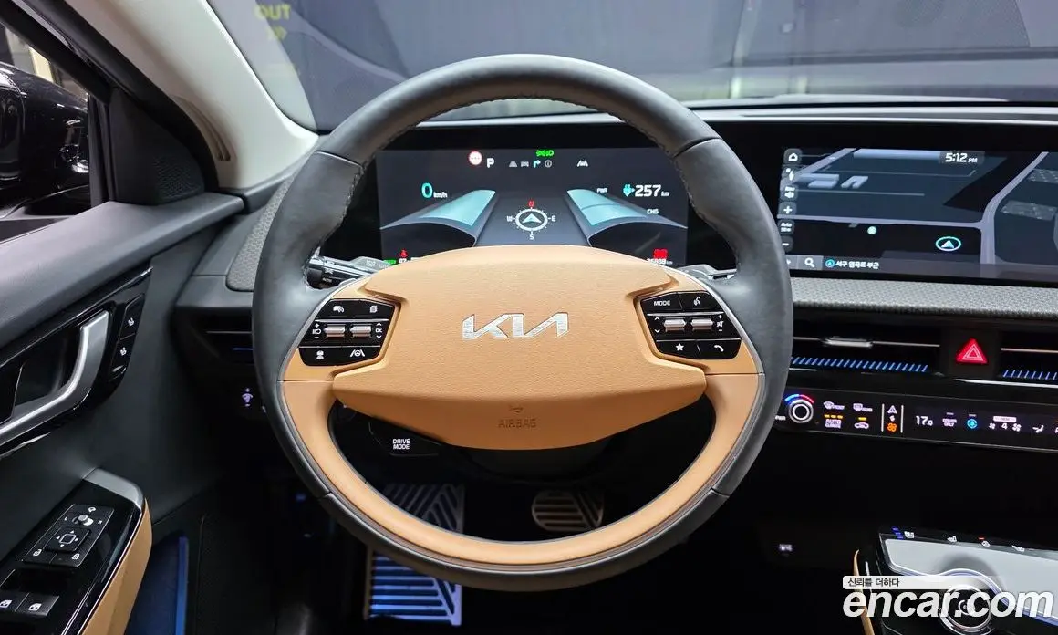 Kia EV6 2023 0.1 автомат (гидро), фото 13