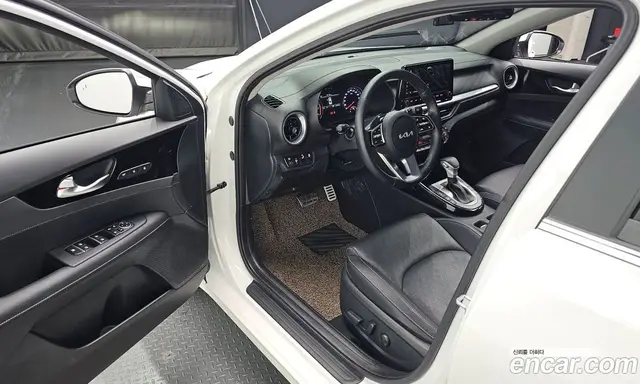 Kia K3 2022 1.6 автомат (гидро), миниатюра 10