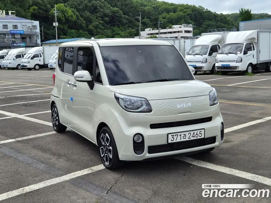 Kia Ray 2022 1.0 автомат (гидро), фото 4