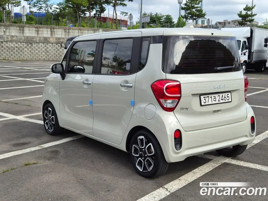Kia Ray 2022 1.0 автомат (гидро), фото 6