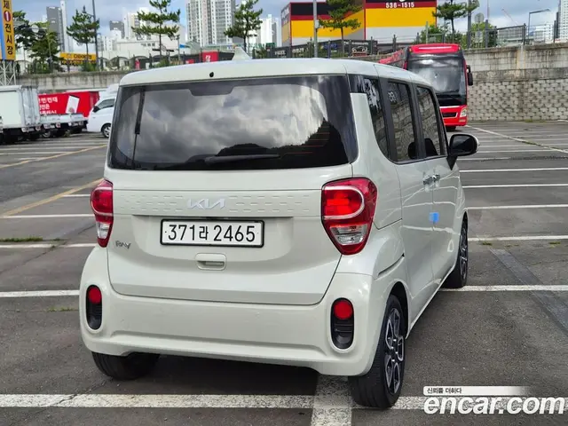 Kia Ray 2022 1.0 автомат (гидро), миниатюра 7