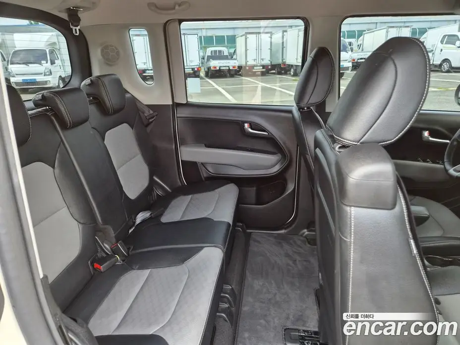 Kia Ray 2022 1.0 автомат (гидро), фото 10