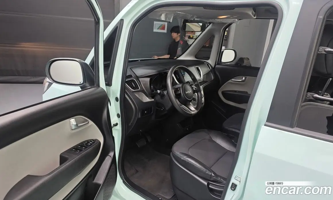Kia Ray 2022 1.0 автомат (гидро), фото 10