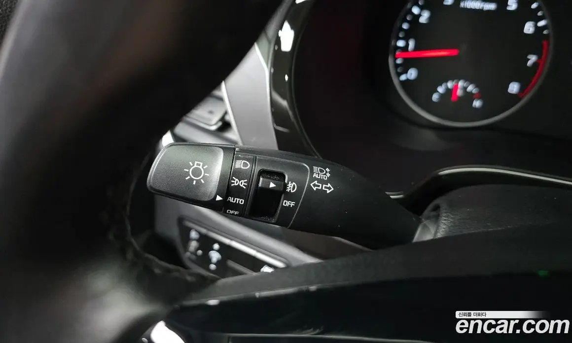 Kia Seltos 2020 1.6 автомат (гидро), фото 28