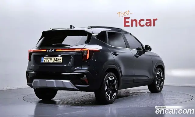 Kia Seltos 2022 2.0 автомат (гидро), миниатюра 2