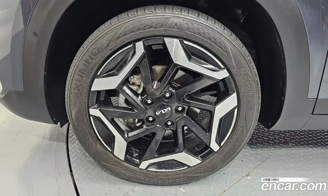 Kia Seltos 2022 2.0 автомат (гидро), миниатюра 5