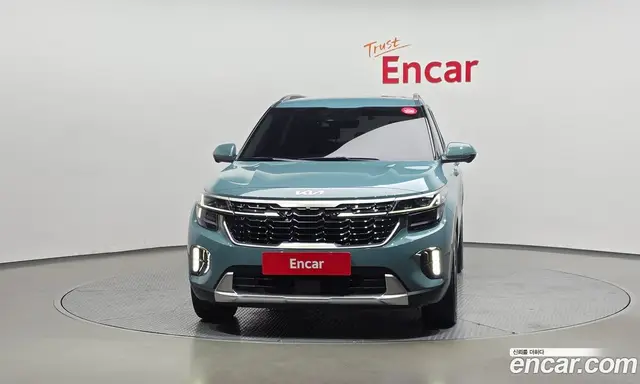 Kia Seltos 2023 1.6 автомат (гидро), миниатюра 3