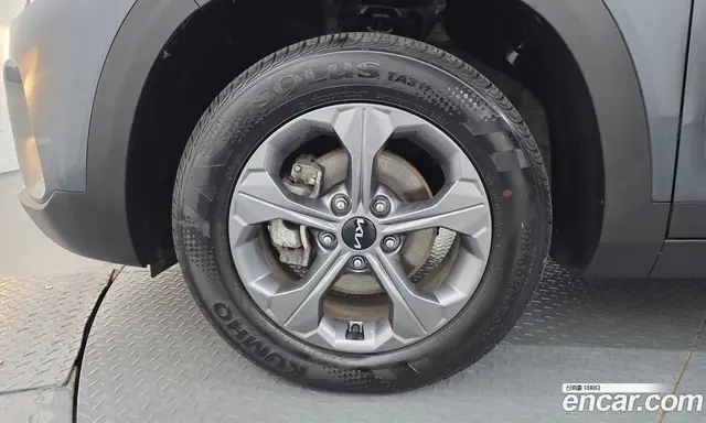 Kia Seltos 2024 2.0 автомат (гидро), миниатюра 5