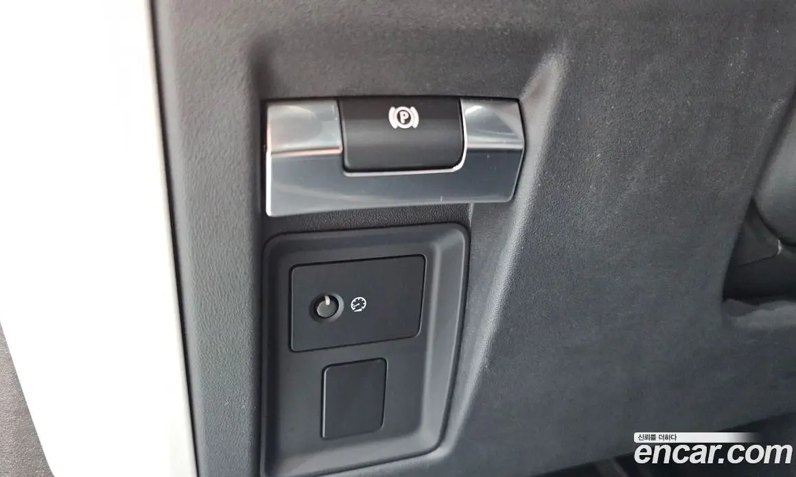Land Rover Defender 2020 2.0 автомат (гидро), фото 35