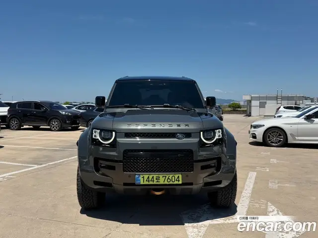 Land Rover Defender 2025 4.4 автомат (гидро), миниатюра 2