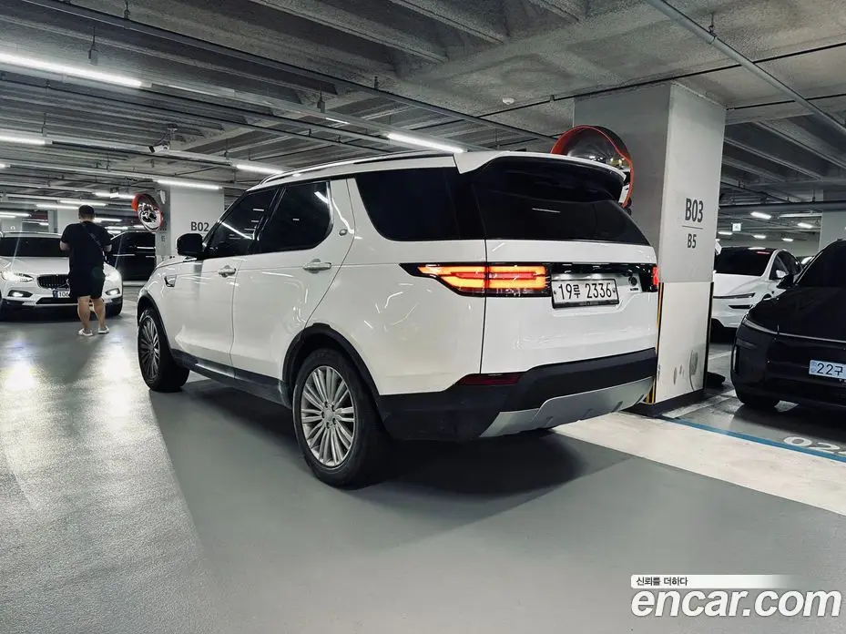 Land Rover Discovery 2017 3.0 автомат (гидро), фото 2 Land Rover Discovery 2017 3.0 автомат (гидро), фото 2