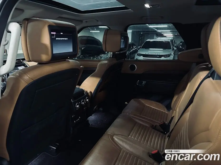 Land Rover Discovery 2017 3.0 автомат (гидро), фото 8 Land Rover Discovery 2017 3.0 автомат (гидро), фото 8