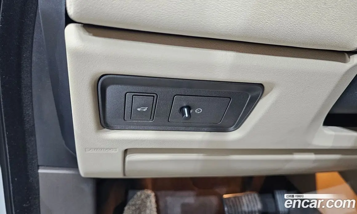 Land Rover Range Rover Evoque 2018 2.0 автомат (гидро), фото 21