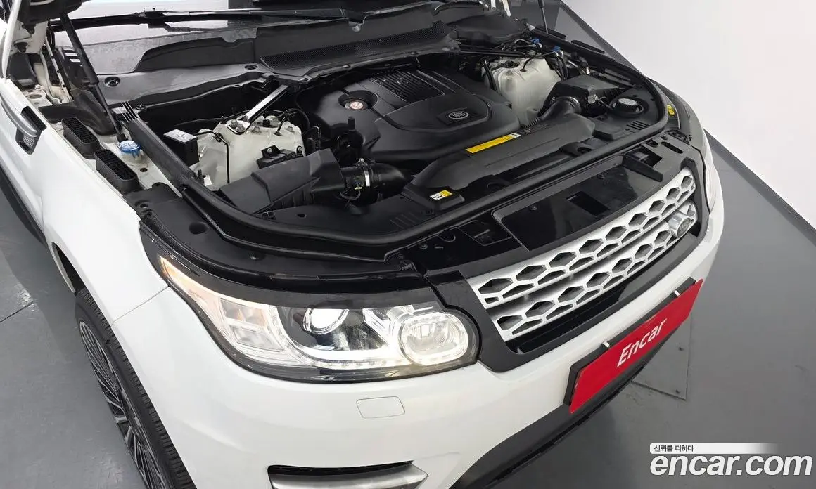 Land Rover Range Rover Sport 2017 3.0 автомат (гидро), фото 6