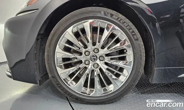 Lexus LS 2018 3.5 автомат (гидро), миниатюра 5 Lexus LS 2018 3.5 автомат (гидро), миниатюра 5