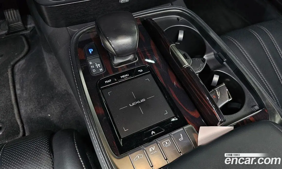 Lexus LS 2018 3.5 автомат (гидро), фото 9 Lexus LS 2018 3.5 автомат (гидро), фото 9