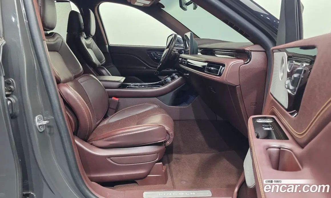 Lincoln Aviator 2022 3.0 автомат (гидро), фото 11 Lincoln Aviator 2022 3.0 автомат (гидро), фото 11
