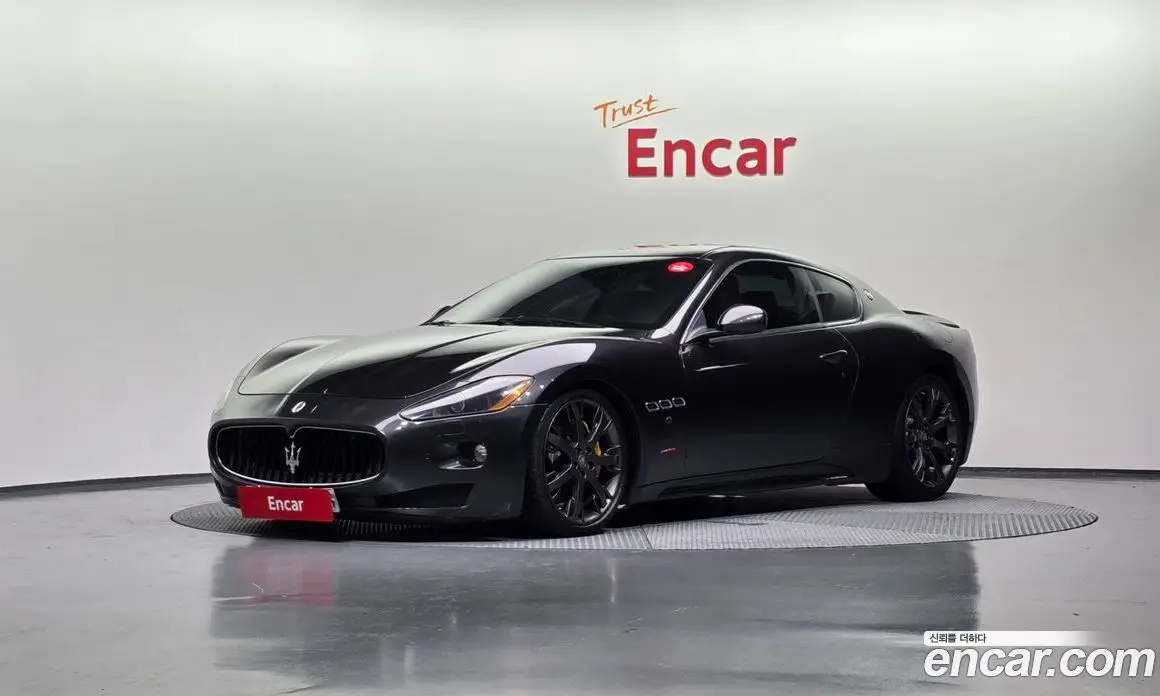 Maserati GranTurismo 2009 4.7 автомат (гидро), фото 1 Maserati GranTurismo 2009 4.7 автомат (гидро), фото 1