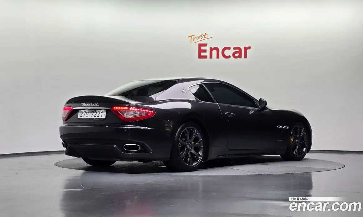 Maserati GranTurismo 2009 4.7 автомат (гидро), фото 2 Maserati GranTurismo 2009 4.7 автомат (гидро), фото 2