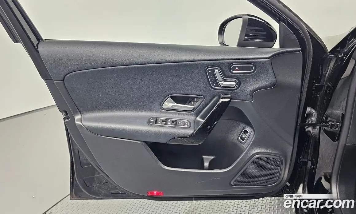 Mercedes-Benz A-Class 2020 2.0 автомат (гидро), фото 14