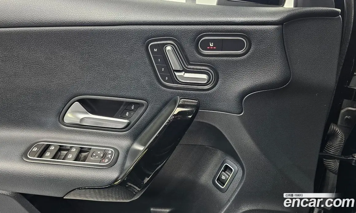 Mercedes-Benz A-Class 2020 2.0 автомат (гидро), фото 24