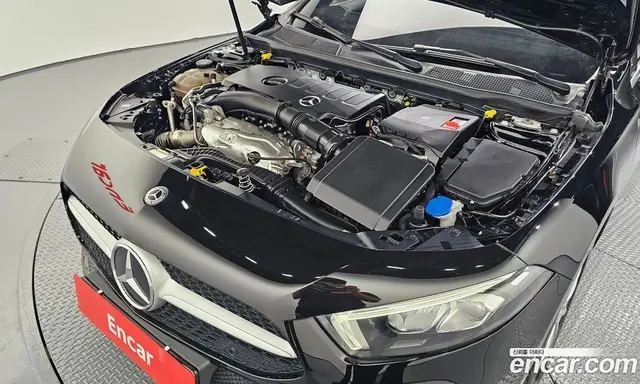 Mercedes-Benz A-Class 2020 2.0 автомат (гидро), миниатюра 6