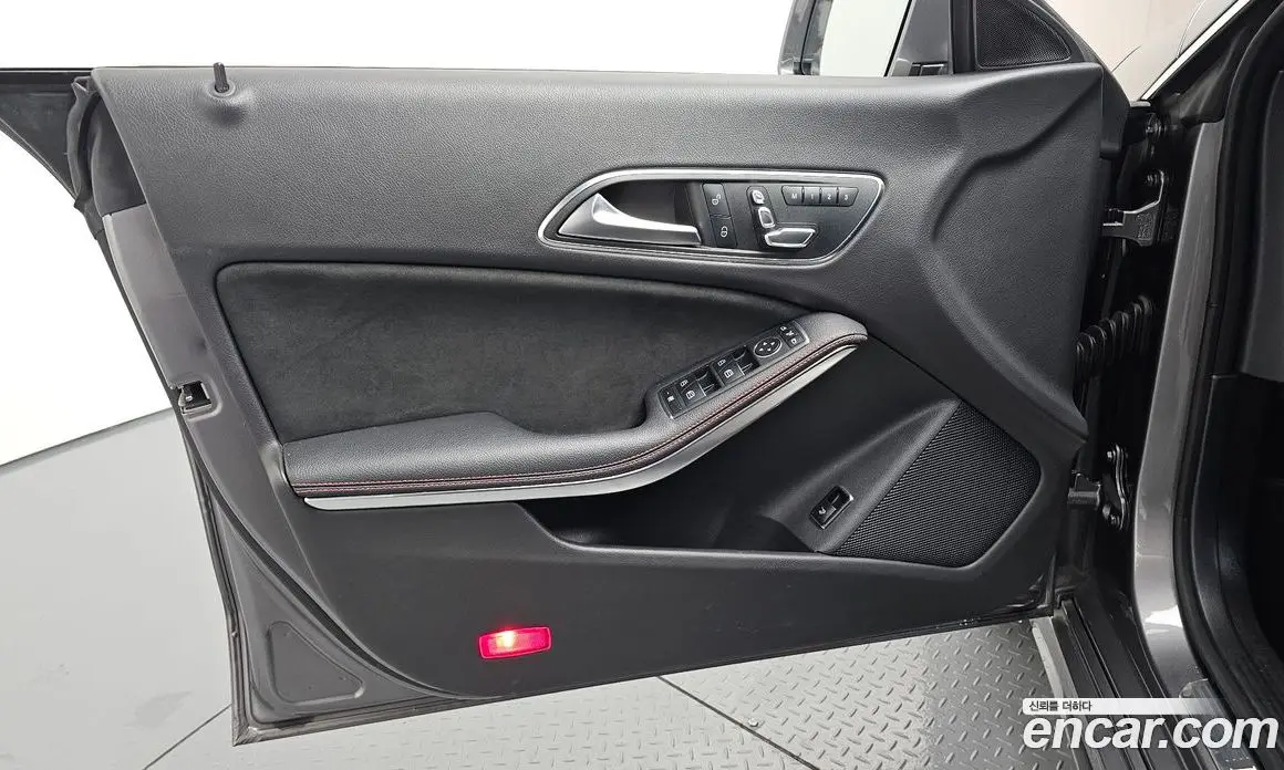 Mercedes-Benz CLA-Class 2018 2.0 автомат (гидро), фото 14