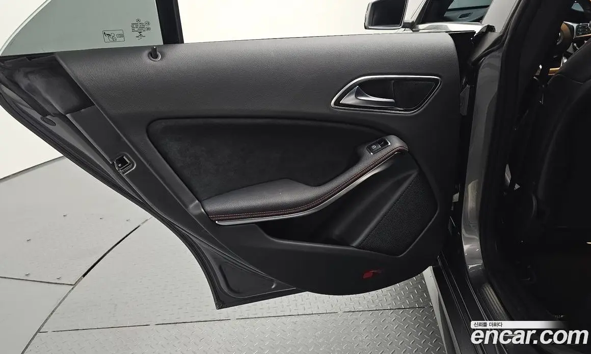 Mercedes-Benz CLA-Class 2018 2.0 автомат (гидро), фото 15