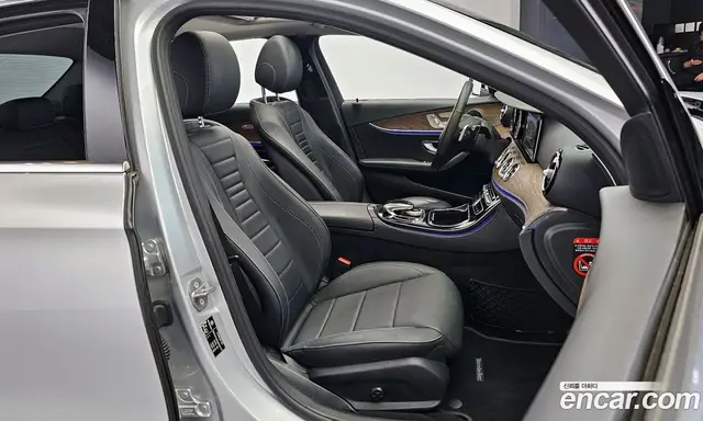 Mercedes-Benz E-Class 2018 2.0 автомат (гидро), миниатюра 10