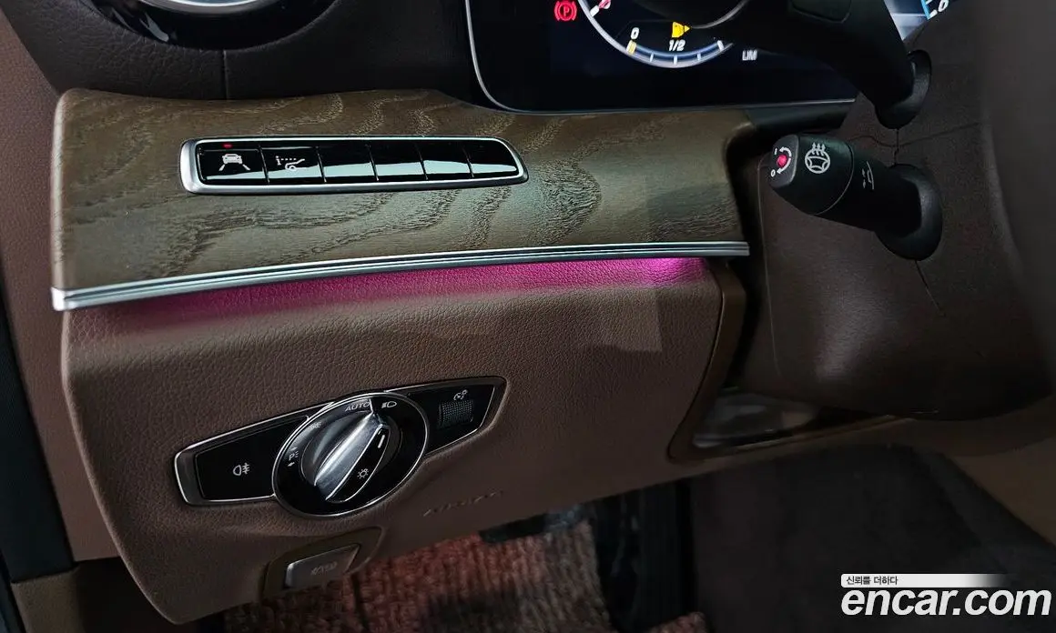 Mercedes-Benz E-Class 2019 2.0 автомат (гидро), фото 27