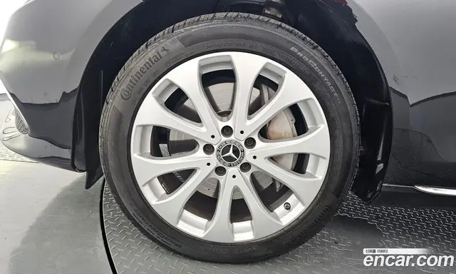 Mercedes-Benz E-Class 2019 2.0 автомат (гидро), миниатюра 5