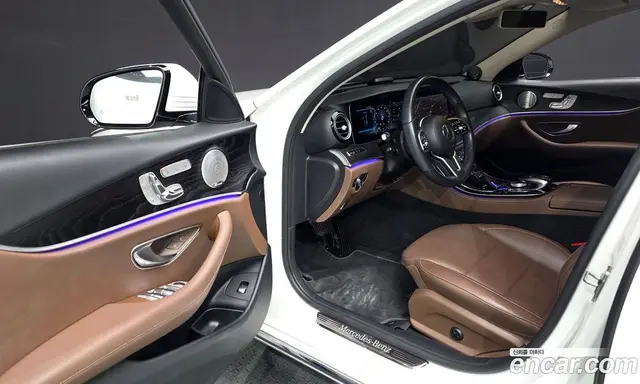 Mercedes-Benz E-Class 2019 2.0 автомат (гидро), миниатюра 11