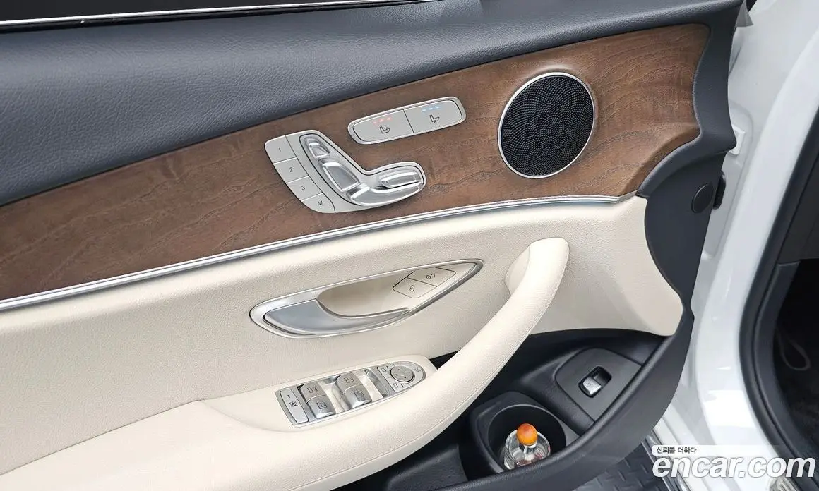 Mercedes-Benz E-Class 2021 2.0 автомат (гидро), фото 15