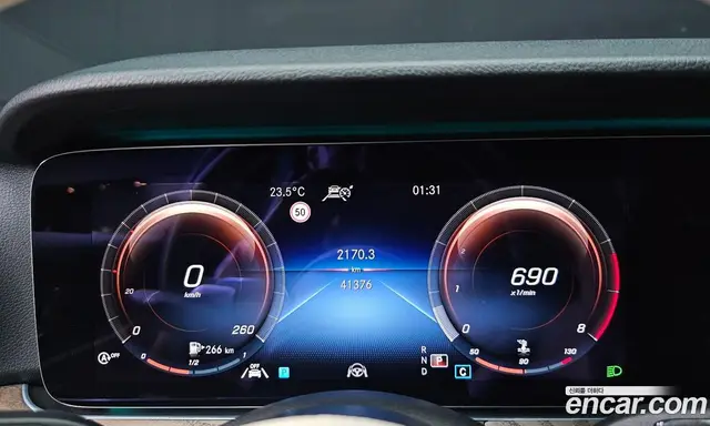 Mercedes-Benz E-Class 2021 2.0 автомат (гидро), миниатюра 8