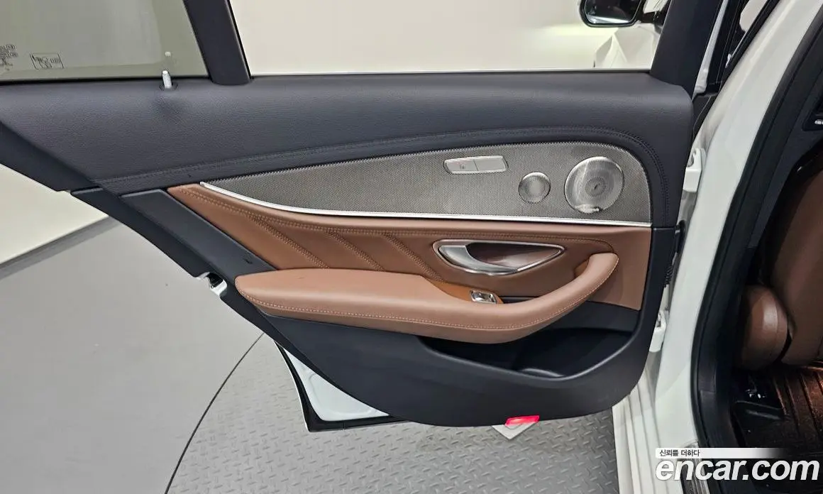 Mercedes-Benz E-Class 2021 3.0 автомат (гидро), фото 13
