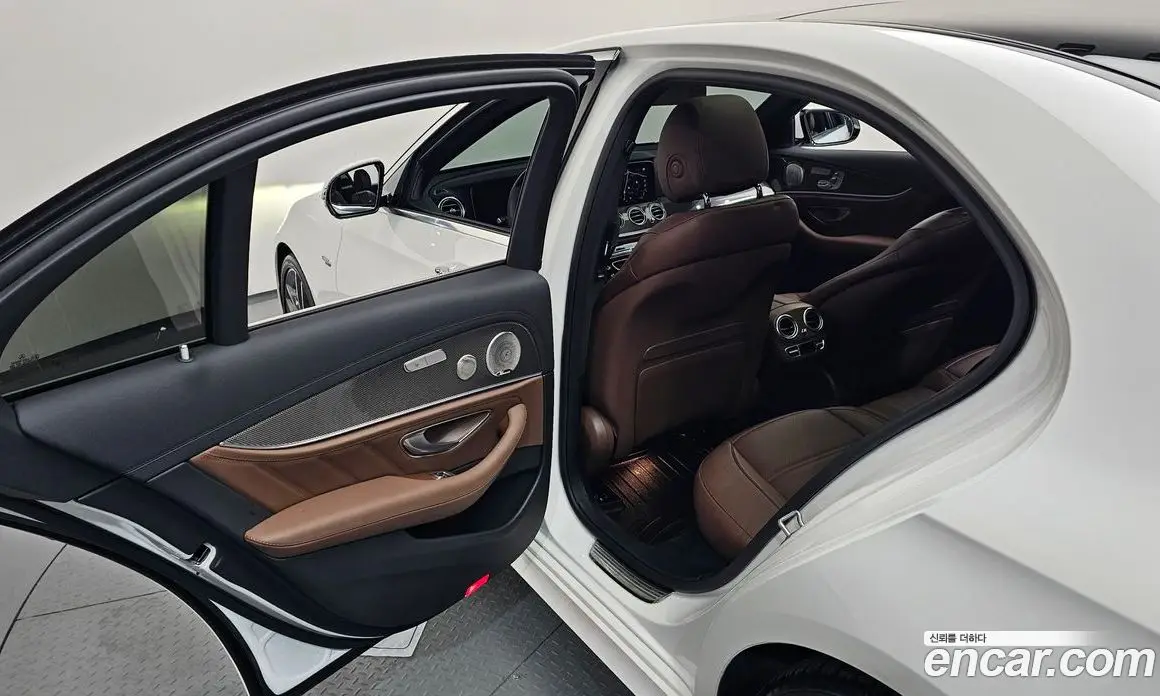 Mercedes-Benz E-Class 2021 3.0 автомат (гидро), фото 14