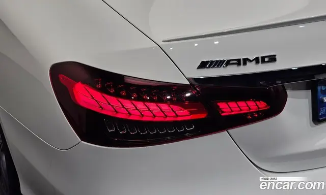 Mercedes-Benz E-Class 2021 3.0 автомат (гидро), миниатюра 8