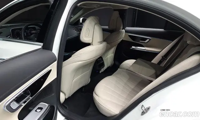 Mercedes-Benz E-Class 2025 2.0 автомат (гидро), миниатюра 12