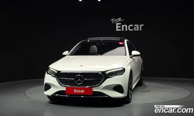Mercedes-Benz E-Class 2025 2.0 автомат (гидро), миниатюра 3